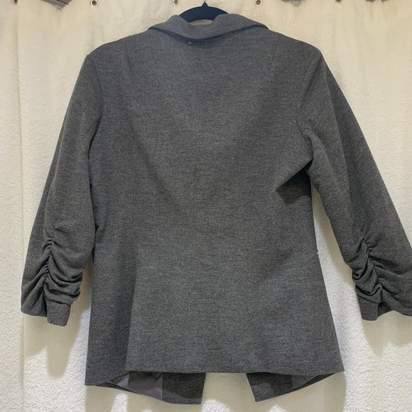 Gibson Ruched Three Quarter Sleeve Blazer - Picture 2 of 3